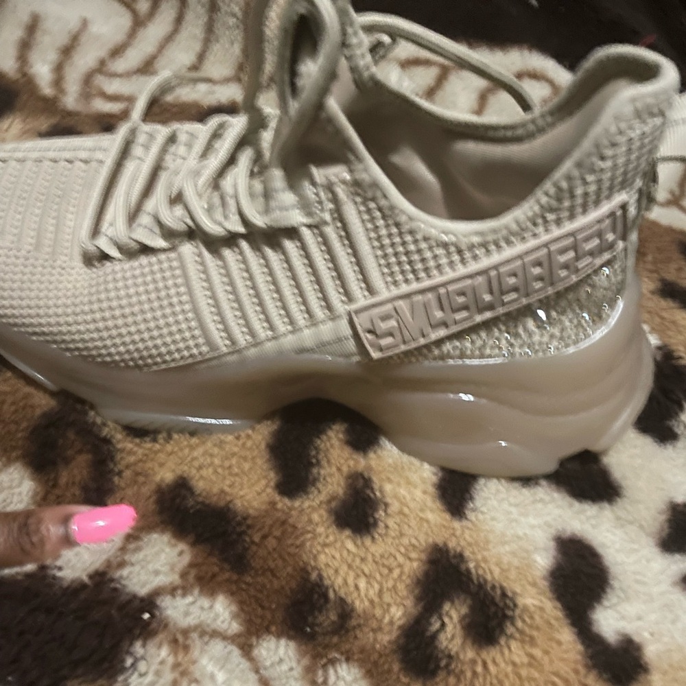 Stylish Beige Sneakers